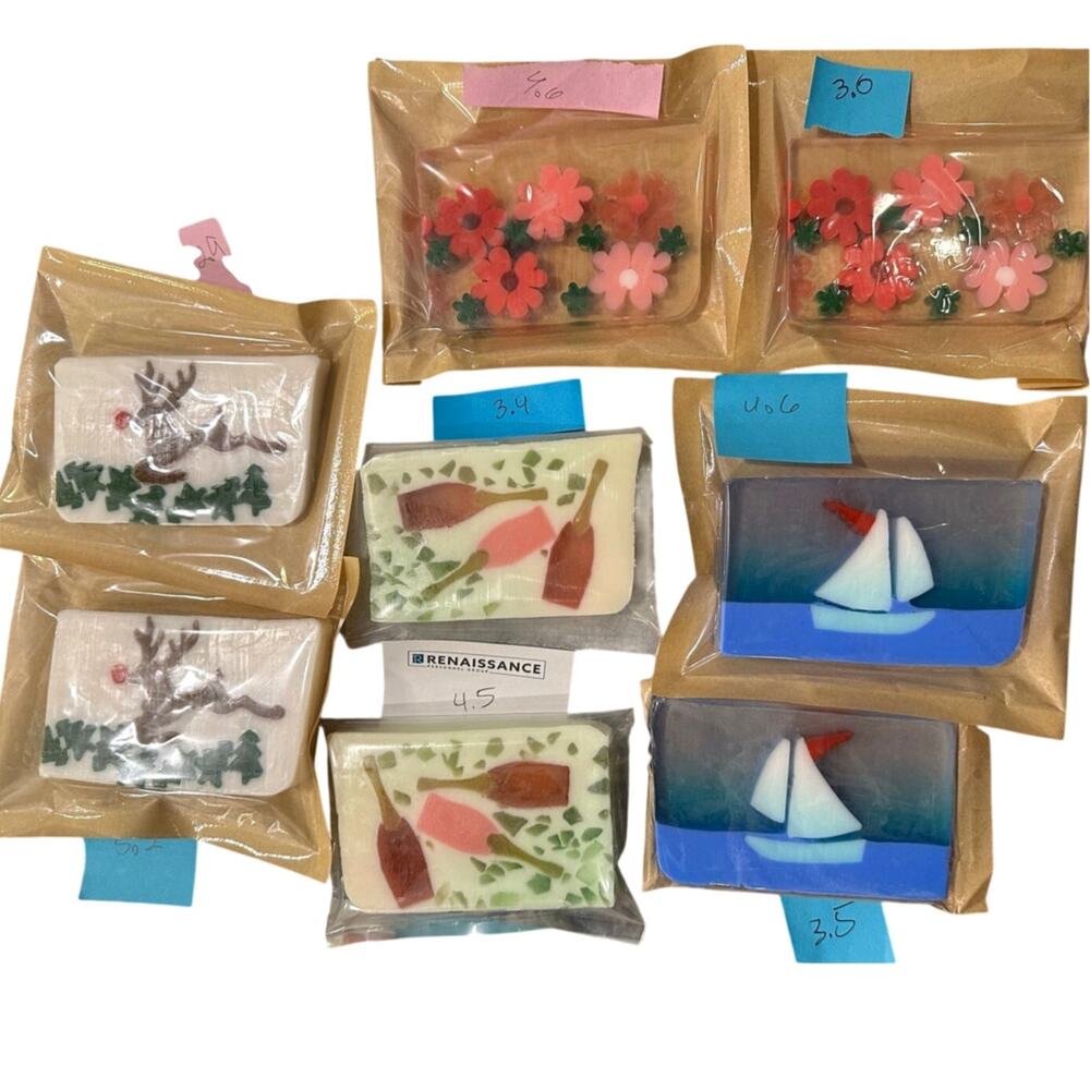 Clearance! Set of 8 cute handmade soaps! (total weight 31.7oz)